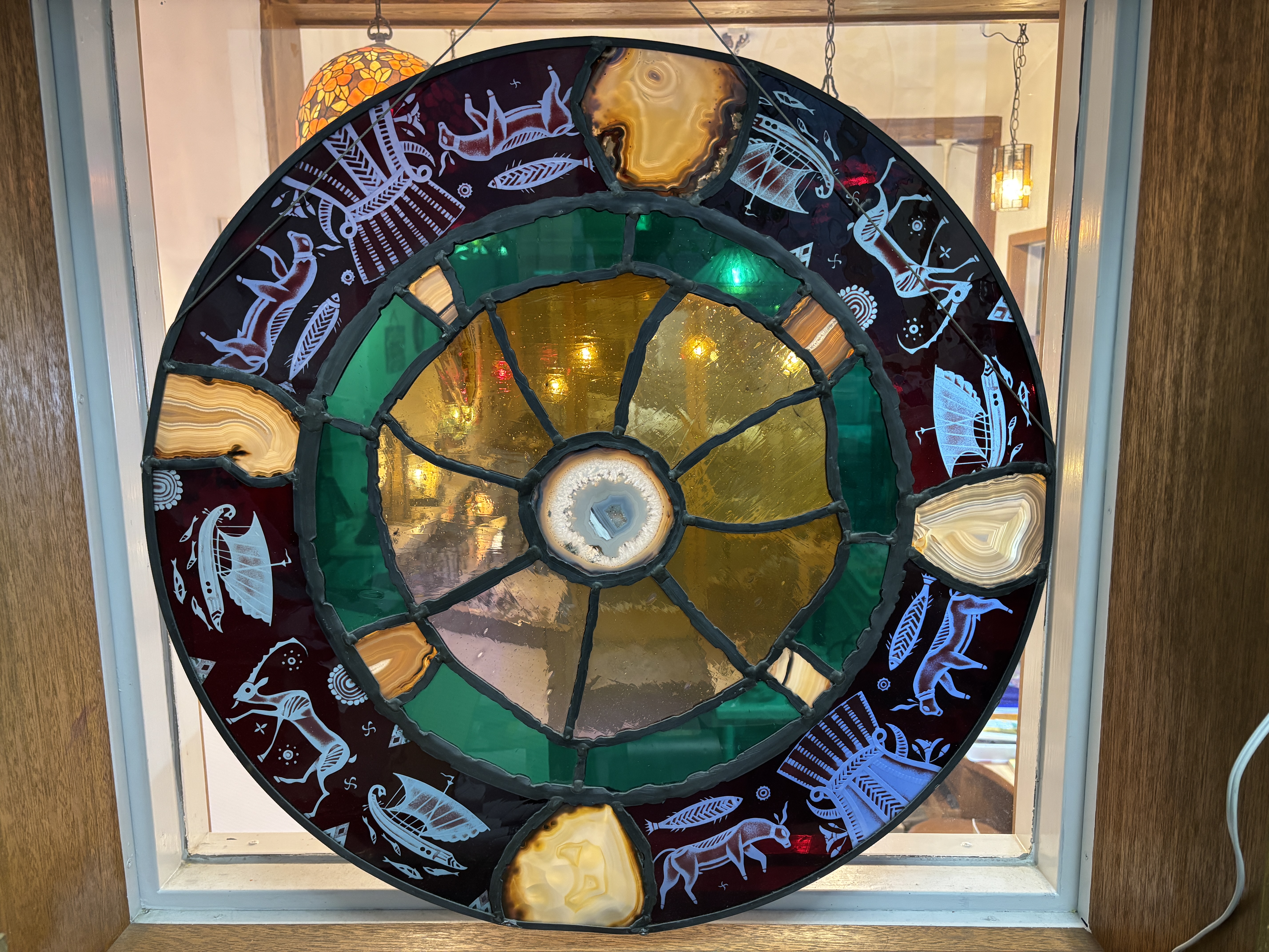 札幌市中央区円山のおしゃれなステンドグラスショップ店内